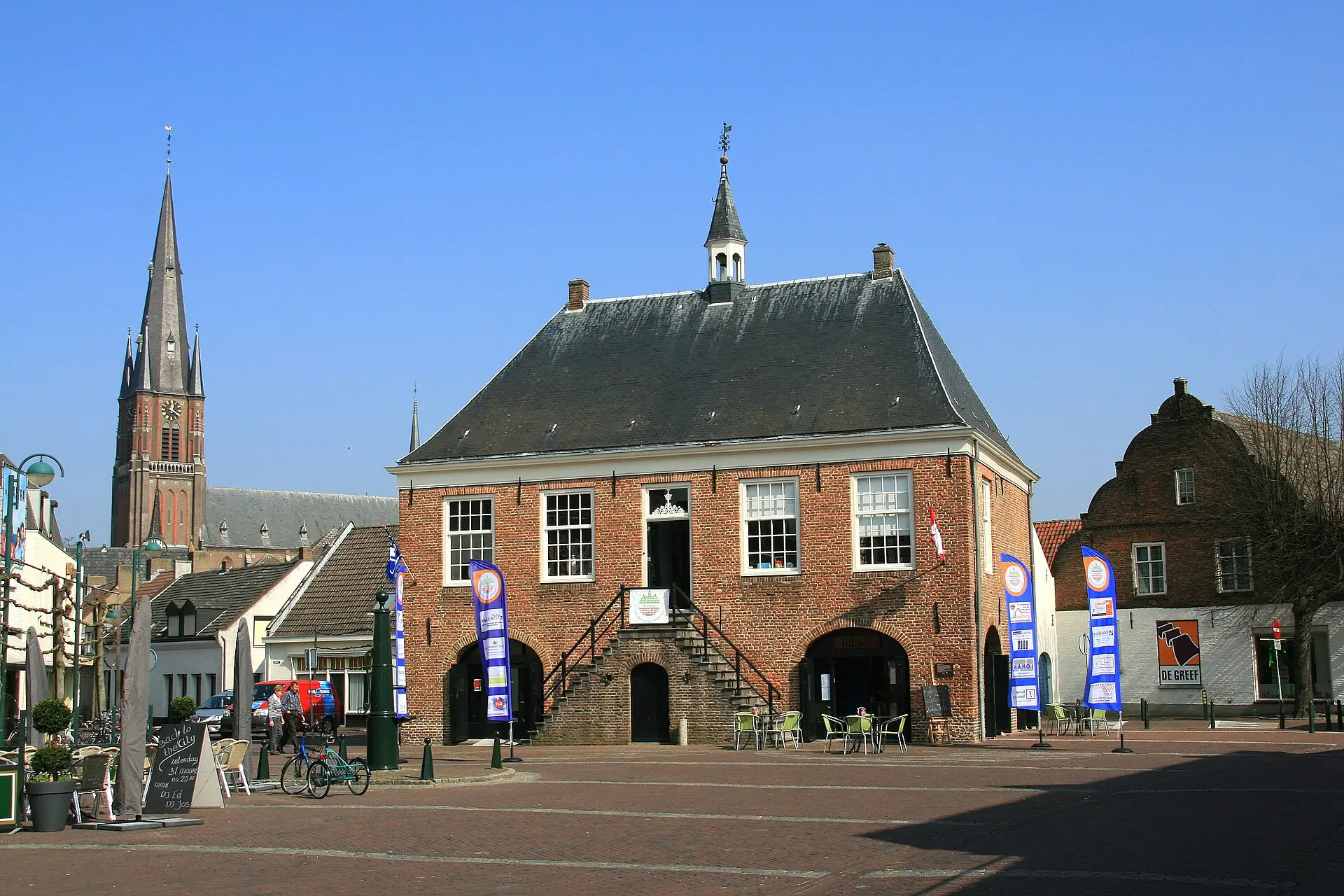 Het voormalige Schepenhuis aan de Markt in Budel, waar het museum in 2010 begon